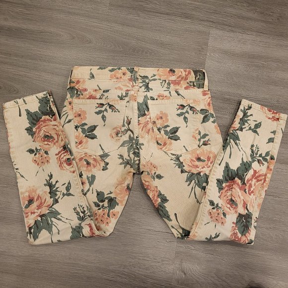 Floral Low Rise Jeans - Picture 5 of 8